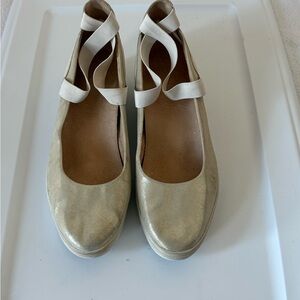 Vionic Women's Advantage Ellery Elastic Ankle Wrap Wedges